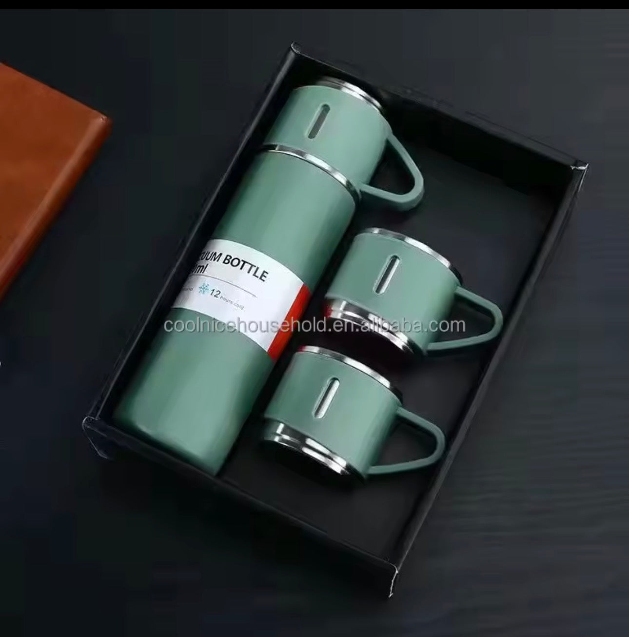 Set Premium de Termo + 2 Tazas Térmicas | Diseño Elegante & Máximo Aislamiento